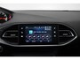 Peugeot 308 SW BWJ 2020 / 1.2 PT 131PK GT-line | / Pano Dak / Clima / Camera a. / Navi / Privacy glass / Carplay / PDC v+a / Leder/Stof /