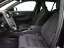 Volvo XC40 Extended Plus 82 kWh | Trekhaak | Stoel en Stuurverwarming |