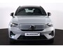 Volvo XC40 Extended Range Ultimate 82 kWh - Panorama/schuifdak - IntelliSafe Assist & Surround - 360º Camera - Verwarmde voorstoelen, stuur & achterbank - Parkeersensoren voor & achter - Draadloze tel. lader - Warmtepomp - Extra getint glas - Elektr. inklapbare trekhaak - 19' LMV