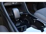 Volvo XC40 Extended Range Ultimate 82 kWh - Panorama/schuifdak - IntelliSafe Assist & Surround - 360º Camera - Verwarmde voorstoelen, stuur & achterbank - Parkeersensoren voor & achter - Draadloze tel. lader - Warmtepomp - Extra getint glas - Elektr. inklapbare trekhaak - 19' LMV
