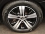 Mercedes-Benz C-klasse 180 Luxury Line | Lichtmetalen velgen | Navigatie MBUX groot scherm | Parking support met camera achter | Trekhaak | Alarm | Inclusief 24 maanden MB Certified garantie voor Europa.