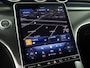 Mercedes-Benz C-klasse 180 Luxury Line | Lichtmetalen velgen | Navigatie MBUX groot scherm | Parking support met camera achter | Trekhaak | Alarm | Inclusief 24 maanden MB Certified garantie voor Europa.