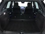 Mercedes-Benz B-klasse 200 AMG Line | Panoramadak | Distronic | Trekhaak | Inclusief 24 maanden MB Certified garantie voor Europa.