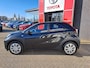 Toyota Aygo X PLAY ANDROID/APPLE AIRCO CAMERA AUTOMATISCH-GROOTLICHT NL-AUTO