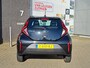 Toyota Aygo X PLAY ANDROID/APPLE AIRCO CAMERA AUTOMATISCH-GROOTLICHT NL-AUTO