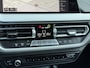 BMW 1-Serie 118i Business Edition Navigatiesysteem / Parkeersensor voor + achter / Keyless start