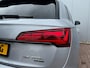Audi Q5 55 TFSI e S edition | Trekhaak | Sportstoelen | 21'' Lichtmetalen velgen | Stoelverwarming