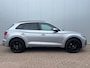 Audi Q5 55 TFSI e S edition | Trekhaak | Sportstoelen | 21'' Lichtmetalen velgen | Stoelverwarming