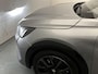 Peugeot 208 GT 100 pk | Navigatie | Achteruitrijcamera | Parkeersensoren Voor en Achter | Sportstoelen | LED Koplampen | Keyless Start | Lederen Stuurwiel | Climate Control | Cruise Control | 17" Lichtmetalen Velgen | Apple Carplay/Android Auto |