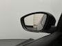 Peugeot 208 GT 100 pk | Navigatie | Achteruitrijcamera | Parkeersensoren Voor en Achter | Sportstoelen | LED Koplampen | Keyless Start | Lederen Stuurwiel | Climate Control | Cruise Control | 17" Lichtmetalen Velgen | Apple Carplay/Android Auto |