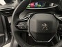 Peugeot 208 GT 100 pk | Navigatie | Achteruitrijcamera | Parkeersensoren Voor en Achter | Sportstoelen | LED Koplampen | Keyless Start | Lederen Stuurwiel | Climate Control | Cruise Control | 17" Lichtmetalen Velgen | Apple Carplay/Android Auto |