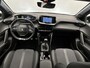 Peugeot 208 GT 100 pk | Navigatie | Achteruitrijcamera | Parkeersensoren Voor en Achter | Sportstoelen | LED Koplampen | Keyless Start | Lederen Stuurwiel | Climate Control | Cruise Control | 17" Lichtmetalen Velgen | Apple Carplay/Android Auto |