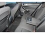 Ford Focus Wagon 1.0-125pk EcoBoost ST-Line X. Geweldig mooie, luxe en sportieve Focus wagon ! Slechts 12.000km ! Autm. airco, stoel-, stuur- en voorraamverw., ergonomische stoelen, adaptieve cruise cntrl, side- en lane assist, elektr. panodak, B&O soundsyst., etc.