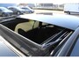 Ford Focus Wagon 1.0-125pk EcoBoost ST-Line X. Geweldig mooie, luxe en sportieve Focus wagon ! Slechts 12.000km ! Autm. airco, stoel-, stuur- en voorraamverw., ergonomische stoelen, adaptieve cruise cntrl, side- en lane assist, elektr. panodak, B&O soundsyst., etc.