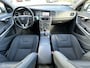 Volvo V60 2.0T Momentum | CRUISE | CLIMA | TREKHAAK |