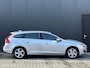 Volvo V60 2.0T Momentum | CRUISE | CLIMA | TREKHAAK |