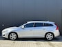 Volvo V60 2.0T Momentum | CRUISE | CLIMA | TREKHAAK |