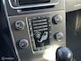 Volvo V60 2.0T Momentum | CRUISE | CLIMA | TREKHAAK |