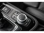 BMW 2-Serie Gran Tourer 218i 7p. Business Edition Plus Automaat | Trekhaak | HUD | Leder
