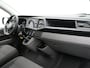 Volkswagen Transporter Bedrijfswagens 2.0 TDI L2H1 28 Economy Business DC - Trekhaak - Betimmering - Apple Car Play - Cruise
