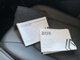 Renault Zoe R135 Iconic 52 kWh 100% ELEKTRISCH / AUTOMAAT / APPLE CARPLAY & ANDROID AUTO / PARKEERSENSOREN / PARKEERCAMERA / CRUISE CONTROL / CLIMATE CONTROL
