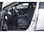 Toyota C-HR 1.8 Hybrid Dynamic | TREKHAAK | NAVIGATIE | STOELVERWARMING | DEALER ONDERHOUDEN | NAP
