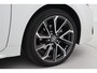 Toyota Corolla Touring Sports Hybrid 140 Executive | Panoramadak | Dodehoek detectie | Head-up display | JBL | Stoelverwarming | Navigatie | Apple Carplay / Android Auto | Full LED | 18 inch