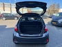 Toyota Yaris 1.5 VVT-i Comfort | Met centrale deurvergrendeling afstandbediend, airco, navigatie en weinig kilometers!