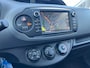 Toyota Yaris 1.5 VVT-i Comfort | Met centrale deurvergrendeling afstandbediend, airco, navigatie en weinig kilometers!