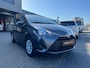Toyota Yaris 1.5 VVT-i Comfort | Met centrale deurvergrendeling afstandbediend, airco, navigatie en weinig kilometers!