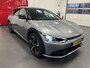 Kia EV6 Edition Advanced 77.4 kWh Elektrische Bestuurdersstoel, Adaptieve Cruisecontrol, Dodehoek Detectie, Stoel en Stuurverwarming, Elektronische Achterklep, Draadloze Telefoonlader