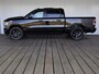 Dodge Ram 1500 5.7 V8 4x4 Crew Cab Sport Night Edition | Pano-Dak | Groot Navi | Elektrisch Sidebars