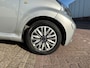 Toyota Aygo 1.0-12V | SILVER/ GREY EDITION NIEUW APK |NETTE AUTO| AIRCO |5 DEUR| E-PKKT|