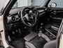 MINI Cooper 1.5 Serious Business | Navi | Xenon | Keyless | Sportstoelen | Cruise control