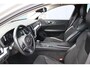Volvo V60 2.0 D4 Momentum Half-Leer/Navigatie/Parkeersensor v,a/Trekhaak uitklapbaar