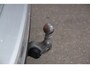 Volvo V60 2.0 D4 Momentum Half-Leer/Navigatie/Parkeersensor v,a/Trekhaak uitklapbaar