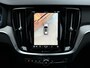 Volvo V60 T6 Plug-in hybrid AWD Plus Dark | Verwarmbare stoelen voor/achter | Harman/Kardon Audio installatie | Adaptieve Cruise Control | 360 graden "Fish-Eye" Camera | Elektrische achterklep | Panoramisch Schuif-/kantel -dak | Elektrisch verstelbare stoelen met memory functie | Lichtmetalen velgen 19'' | Exterieur styling kit