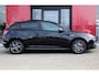 Alfa Romeo Giulietta 1.4 Turbo Sport | Panoramadak | 17" velgen | stoelverwarming rijdende auto niet altijd aanwezig