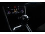 Volkswagen T-Roc 1.0 TSI Style Apple Carplay/Android Auto, Parkeersensoren