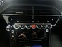 Peugeot e-2008 EV Allure 54 kWh | Climate control | Apple Carplay/Android Auto | Long Range!