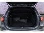 Mercedes-Benz GLA 250 e AMG Line | Adaptief Cruise Control | Achteruitrijcamera | Sfeerverlichting | Nightpakket | Climate Control |Stoelverwarming | Wide Screen | Apple Carplay | Stoelverlenger | Leder/Alcantara bekleding  | 19" LM Velgen
