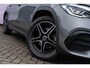 Mercedes-Benz GLA 250 e AMG Line | Adaptief Cruise Control | Achteruitrijcamera | Sfeerverlichting | Nightpakket | Climate Control |Stoelverwarming | Wide Screen | Apple Carplay | Stoelverlenger | Leder/Alcantara bekleding  | 19" LM Velgen