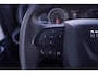 IVECO Daily 35S16 160 pk Bakwagen met Laadklep Airco Audio/DAB+, LxBxH 435x205x210 cm, 3-Zits