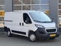 Peugeot Boxer GB L2H1 333 Premium 2.2 BlueHDi 140pk | TREKHAAK | CLIMA | DODEHOEKBEW. | RUITEN ACHTERIN |