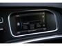 Volvo V40 1.6 T3 Momentum | Nieuwe distributieriem | Climate control | Parkeersensoren achter | Premium audio | Cruise control |
