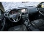 Volvo V40 1.6 T3 Momentum | Nieuwe distributieriem | Climate control | Parkeersensoren achter | Premium audio | Cruise control |