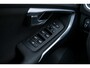 Volvo V40 1.6 T3 Momentum | Nieuwe distributieriem | Climate control | Parkeersensoren achter | Premium audio | Cruise control |