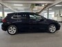Volkswagen Golf 1.0 eTSI Life / NL-auto, Automaat, 52.679KM