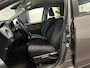 Toyota Yaris 1.3 VVT-i * 18.017 km + NAP / Navigatie / Camera / LM Velgen / NL Auto *