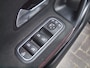 Mercedes-Benz A-klasse 200 Business Solution AMG | Schuifdak | Nightpakket | Camera | NL-Auto |